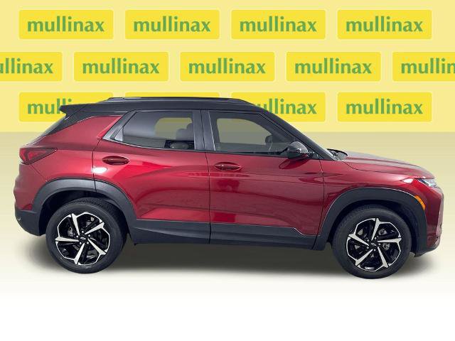Used 2022 Chevrolet TrailBlazer RS FWD image 2