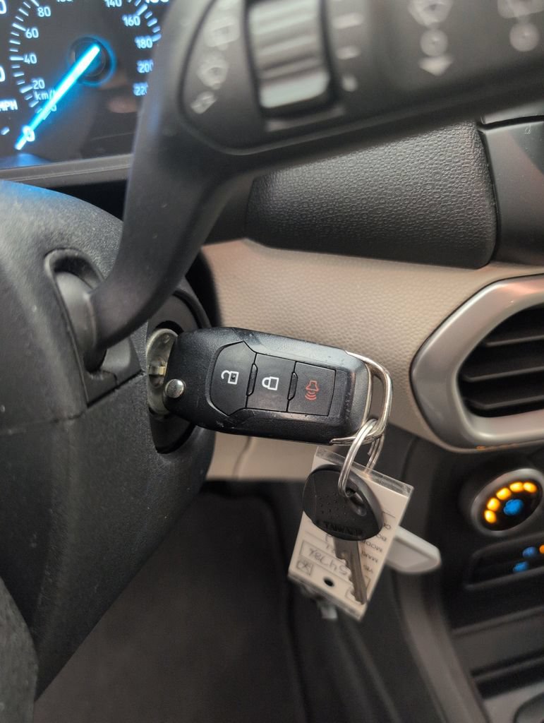 Certified 2021 Ford EcoSport S FWD image 35