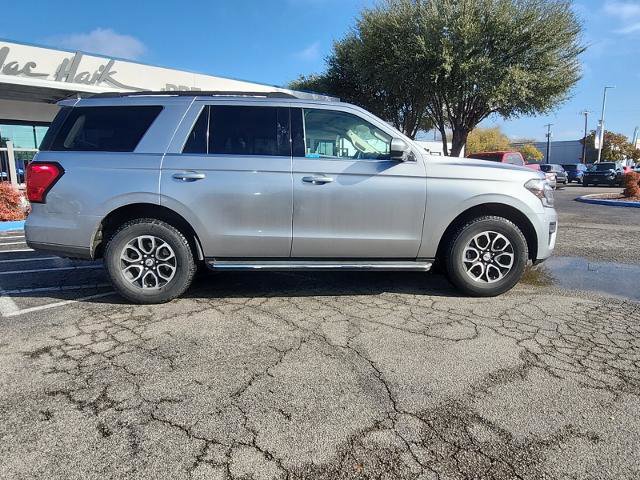Certified 2023 Ford Expedition XLT image 2