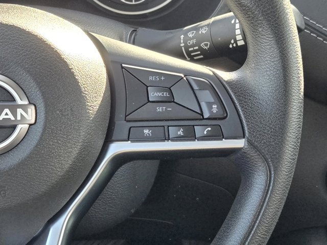 Used 2025 Nissan Sentra SV FWD image 15