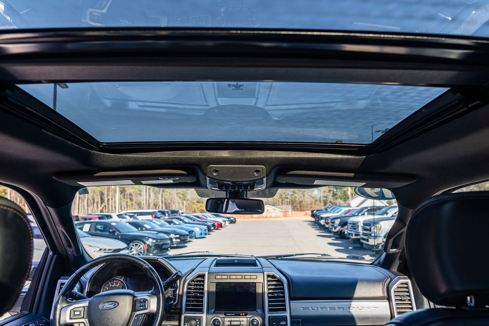 Certified 2019 Ford F250 Platinum w/ Platinum Ultimate Package image 25