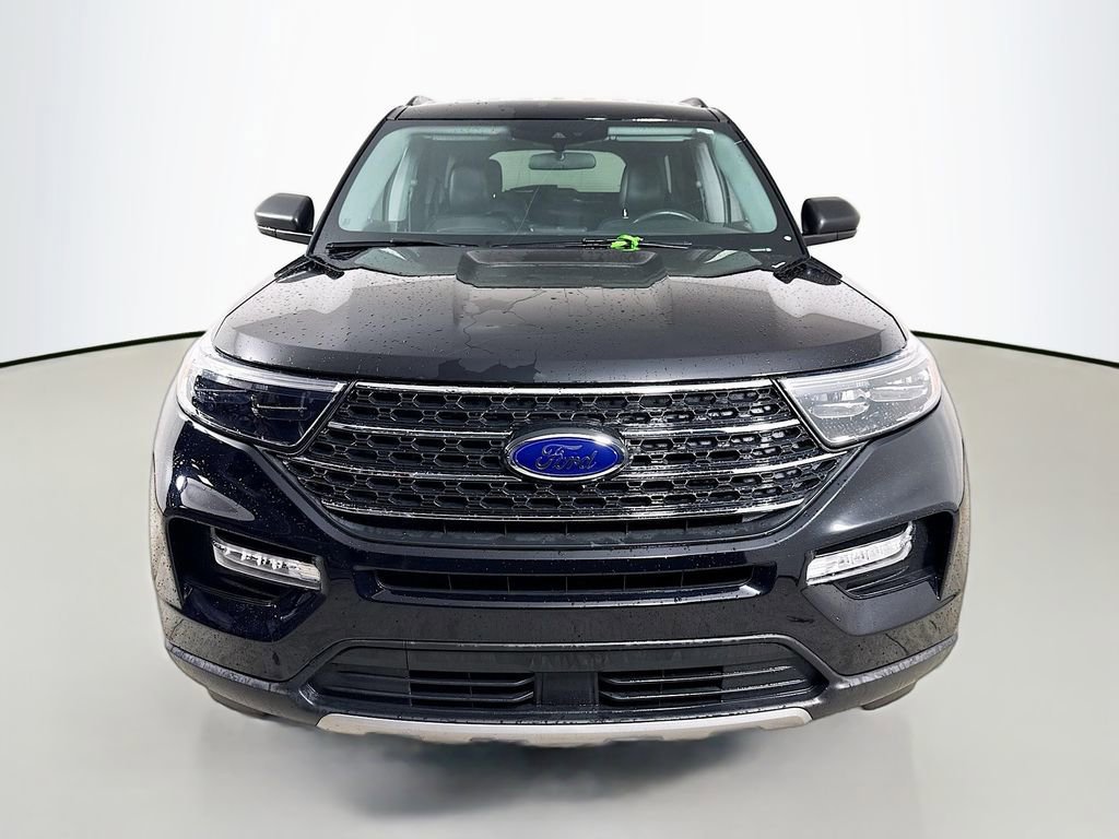 Certified 2023 Ford Explorer XLT w/ Equipment Group 202A image 8