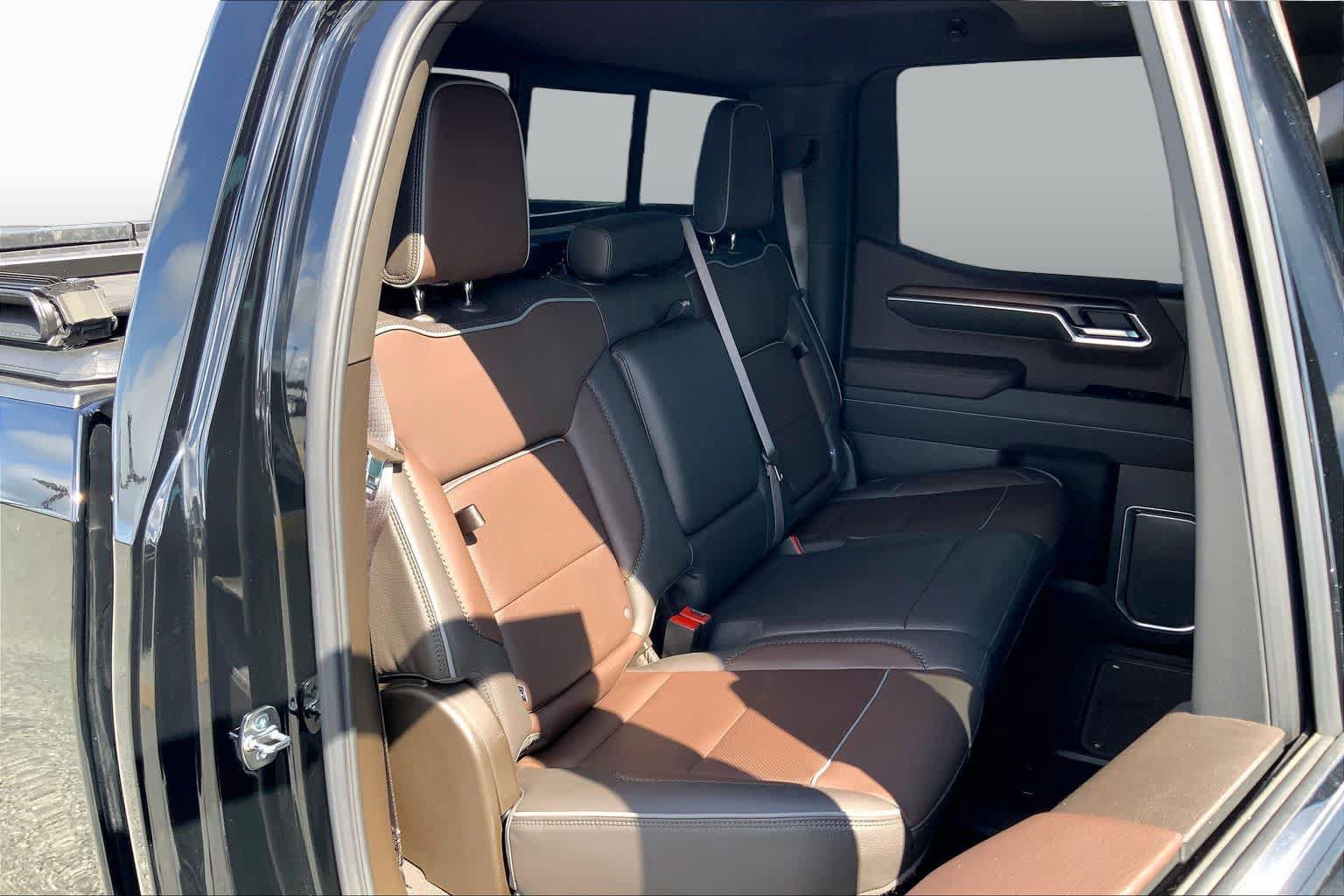 Used 2026 GMC Sierra 1500 Denali AWD/4WD image 19