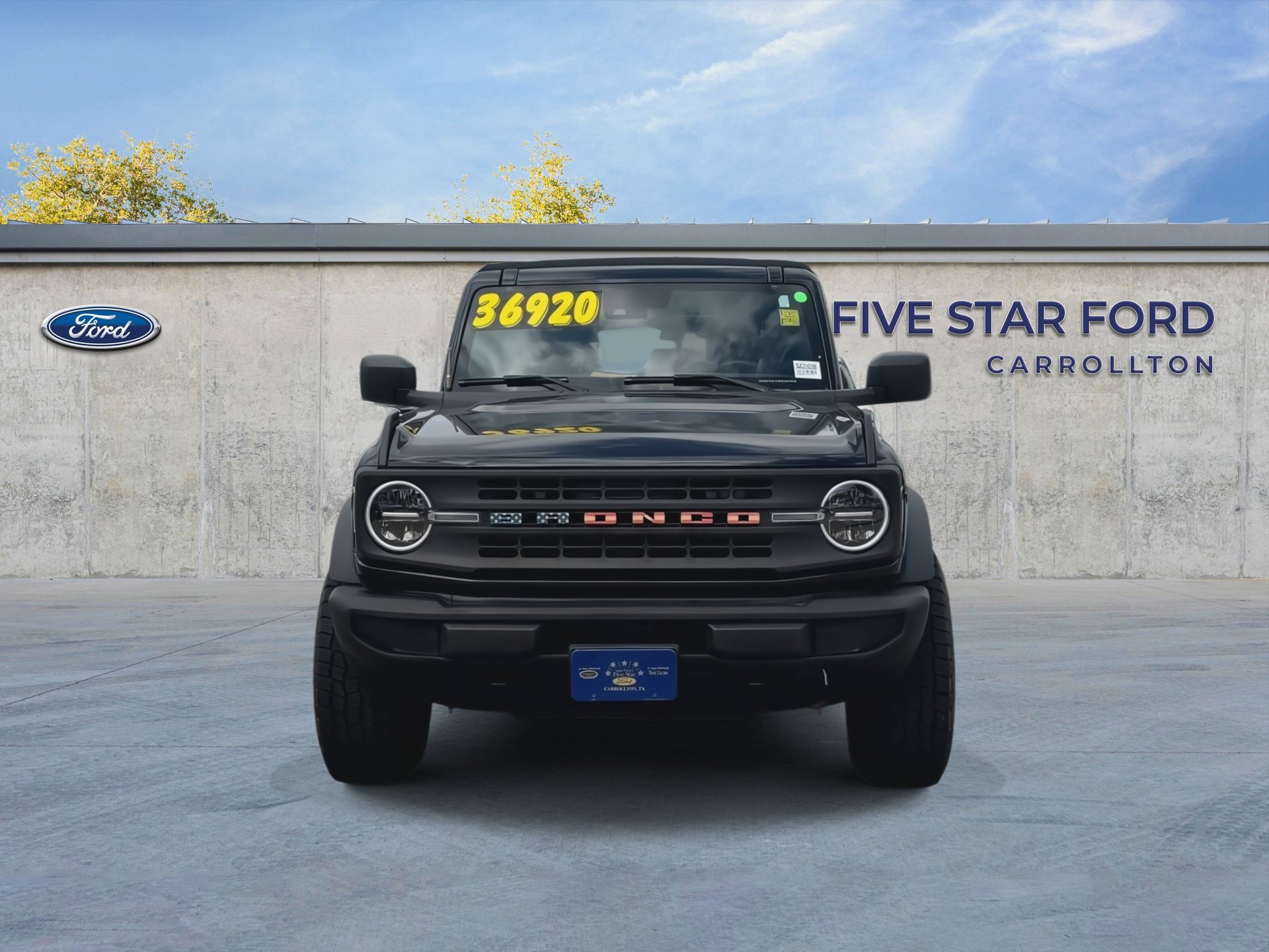 Certified 2023 Ford Bronco 4-Door AWD/4WD image 3