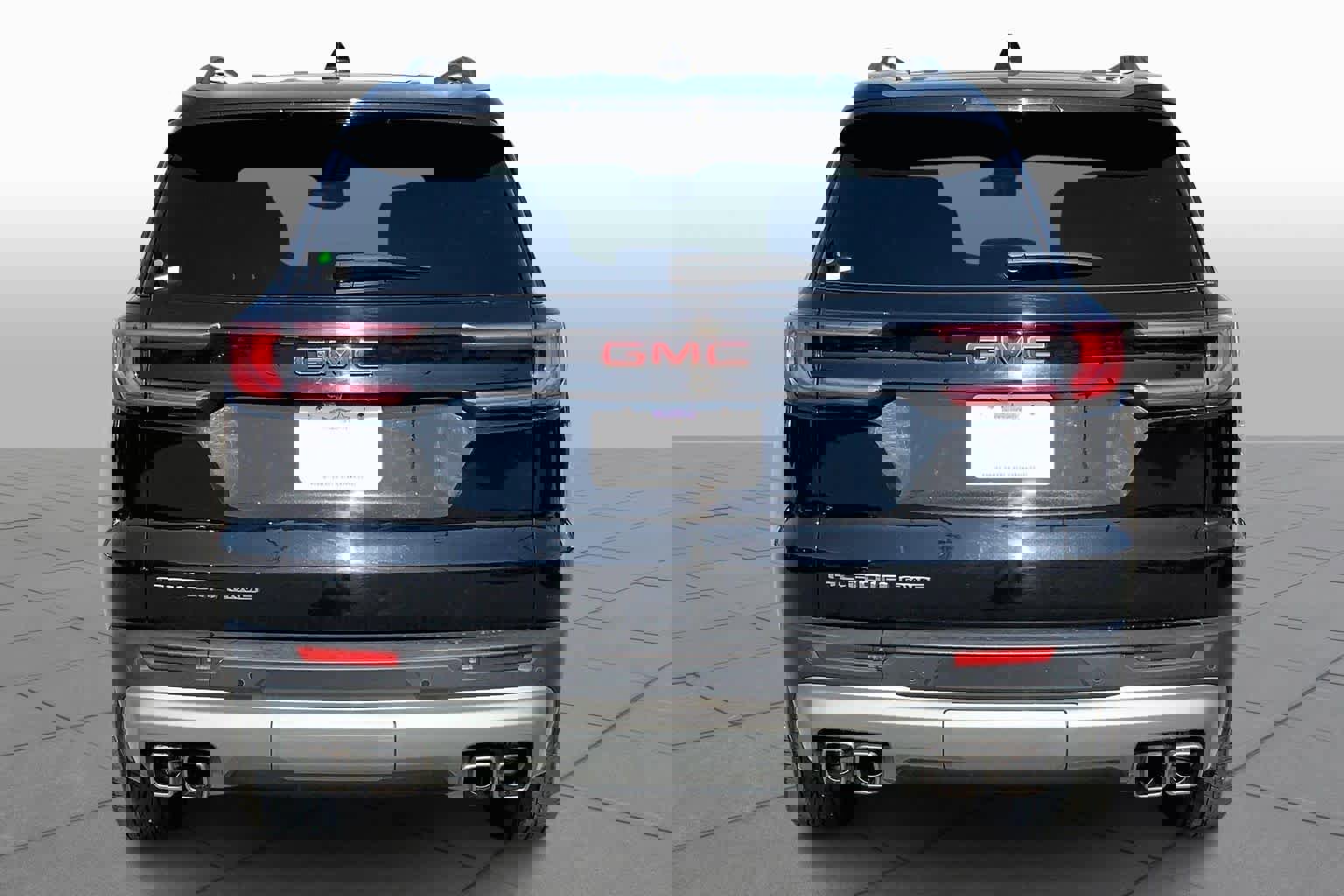 Used 2024 GMC Acadia Elevation image 2