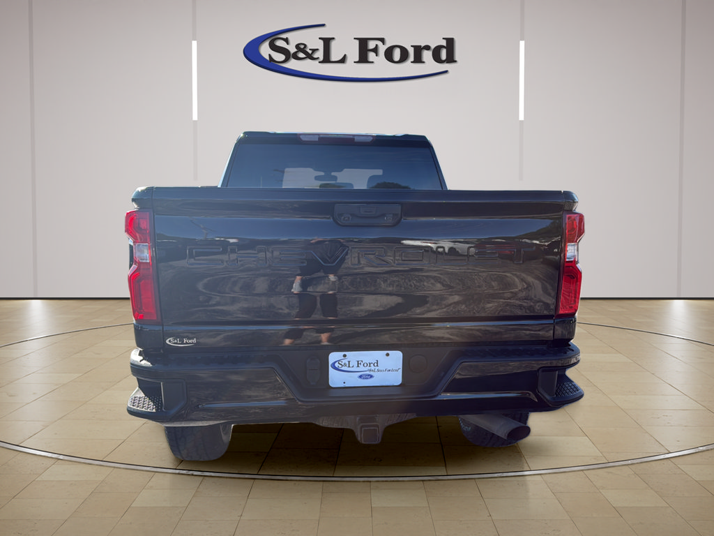 Used 2020 Chevrolet Silverado 2500 Custom w/ Custom Convenience Package AWD/4WD image 6