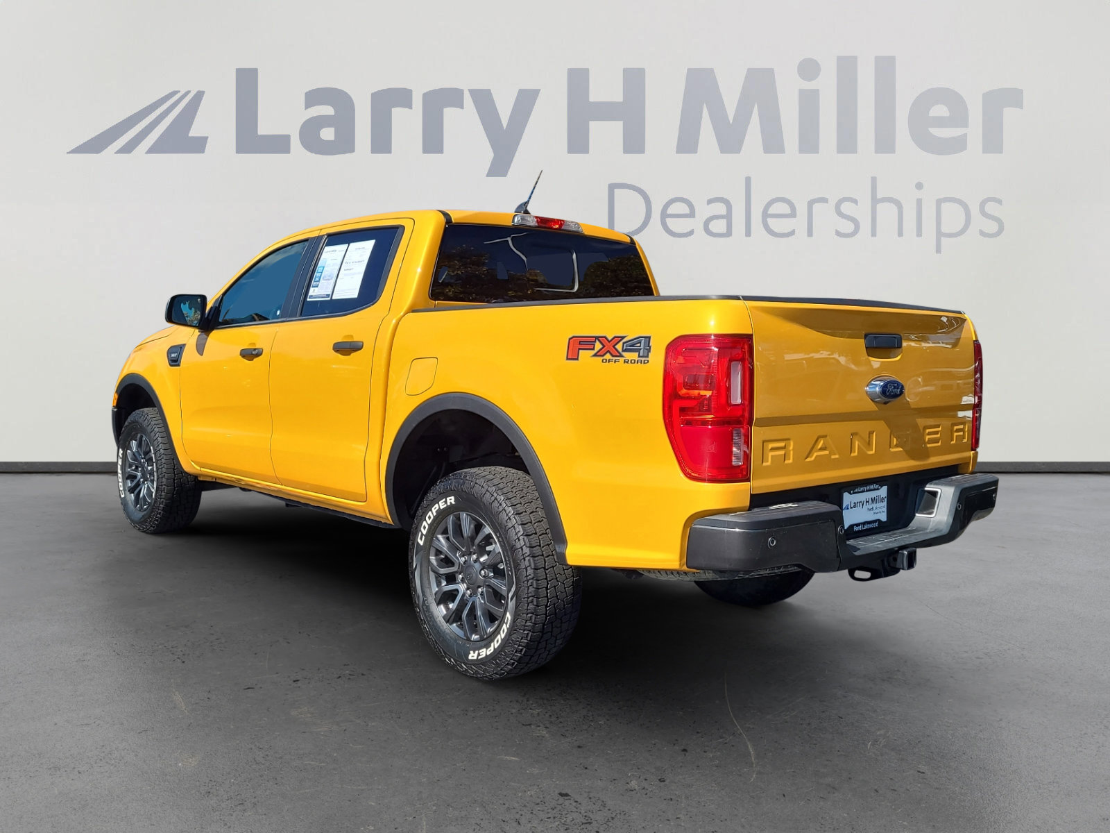 Certified 2022 Ford Ranger XLT w/ Equipment Group 302A High image 3