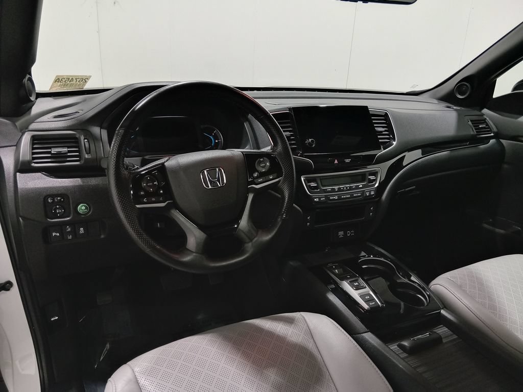 Used 2021 Honda Passport Elite image 14