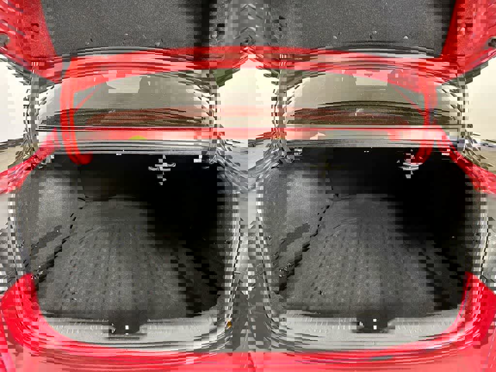 Used 2023 Hyundai Elantra SEL w/ Preferred Accessory Package image 22