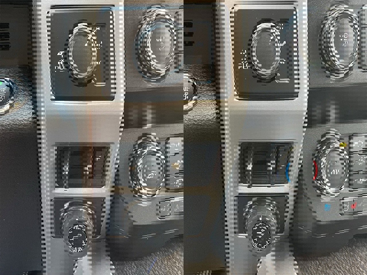 Certified 2021 Ford F250 Lariat w/ Lariat Ultimate Package image 27