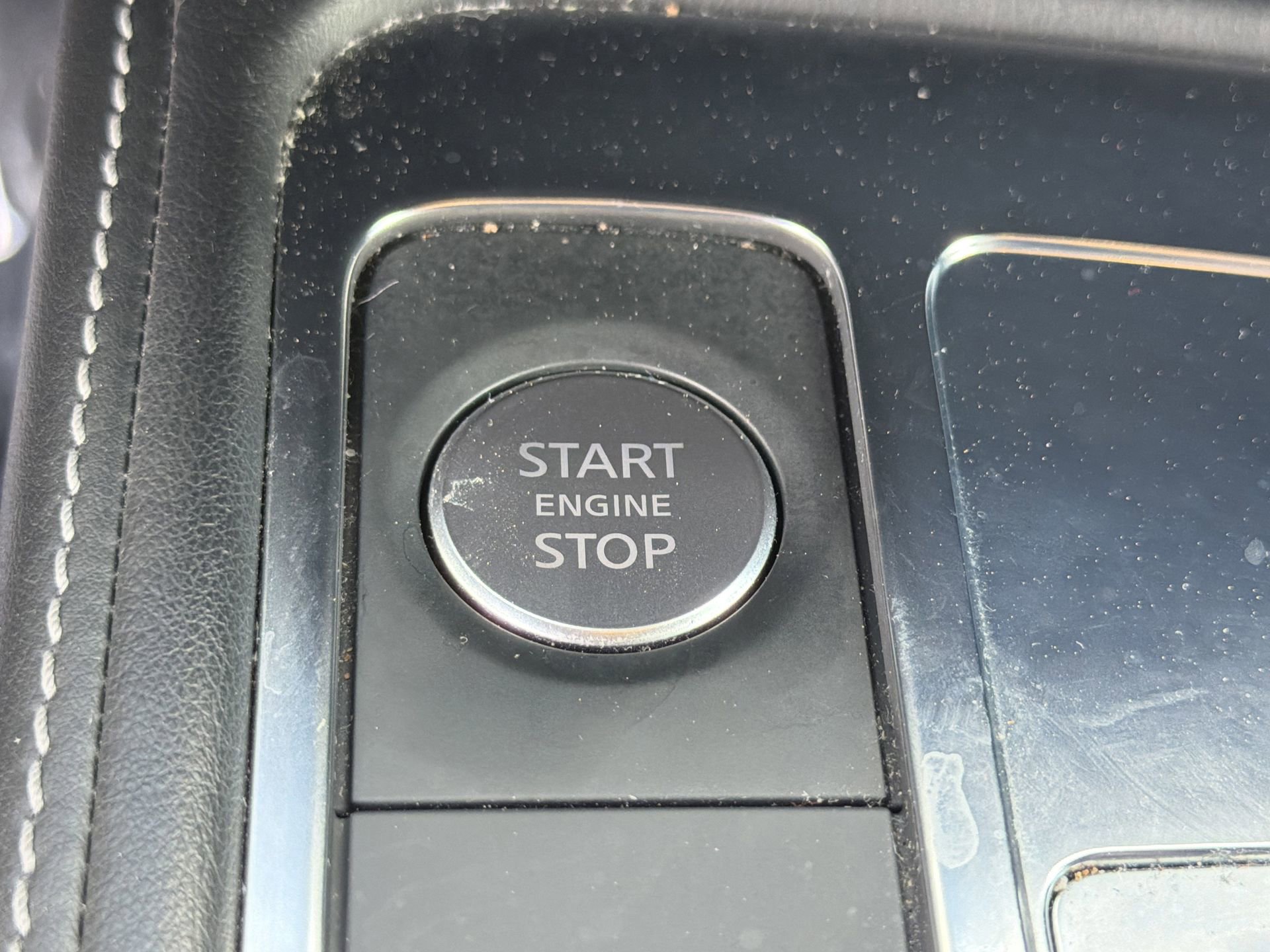 Used 2023 INFINITI QX60 Luxe w/ Performance Audio Package image 17