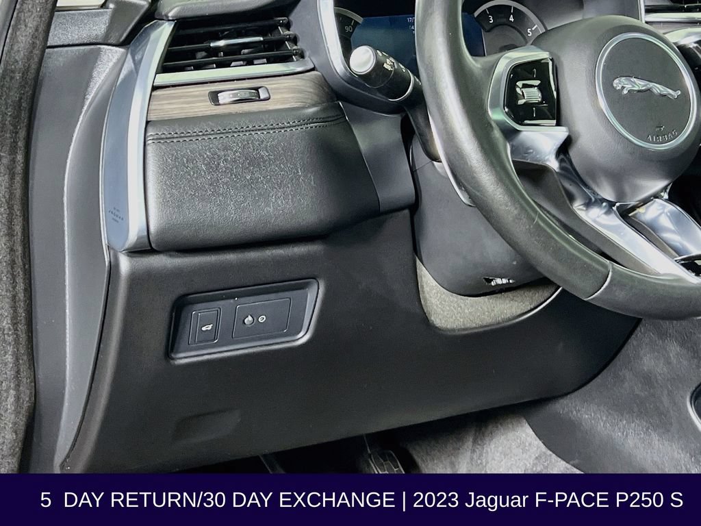 Used 2023 Jaguar F-PACE S AWD/4WD image 11