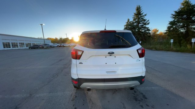 Certified 2019 Ford Escape SE AWD/4WD image 7