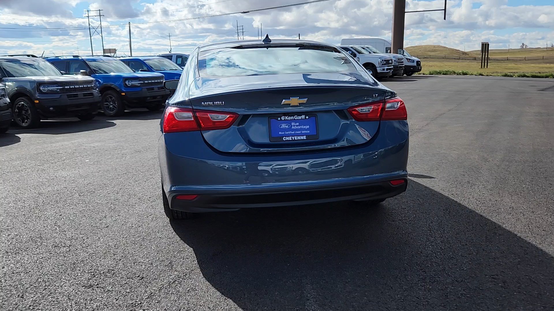 Used 2025 Chevrolet Malibu LT FWD image 4