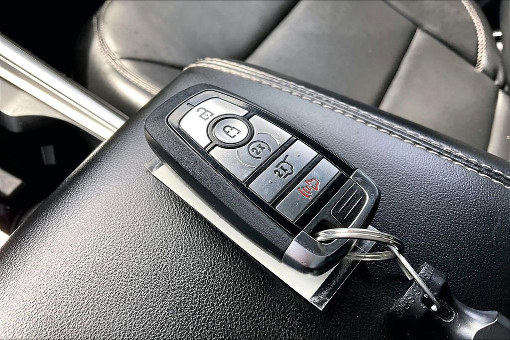 Certified 2021 Ford Explorer XLT w/ Equipment Group 202A image 13