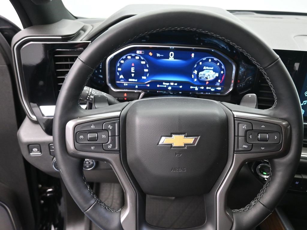 Used 2024 Chevrolet Silverado 1500 High Country w/ High Country Premium Package image 31