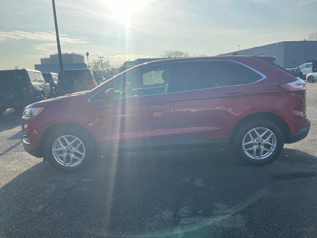 Certified 2023 Ford Edge SEL w/ Convenience Package image 2