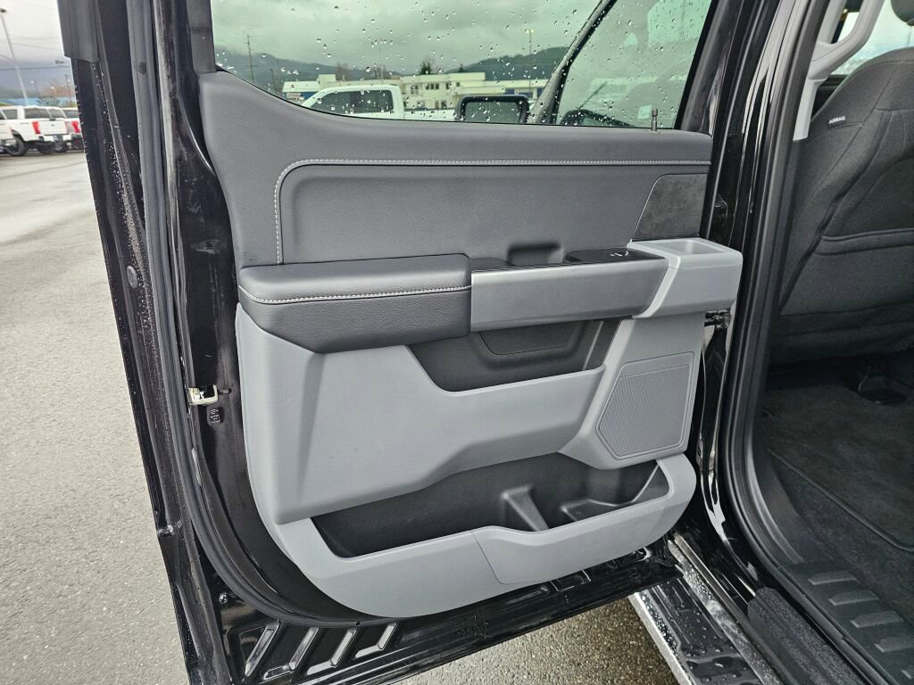 Certified 2025 Ford F150 XLT w/ Equipment Group 301A Standard image 12