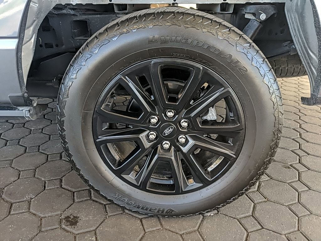 Certified 2025 Ford F150 Platinum w/ Equipment Group 702A High image 9