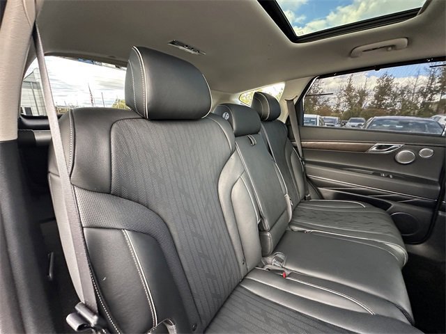 Used 2024 Genesis GV80 2.5T w/ Prestige Package image 38