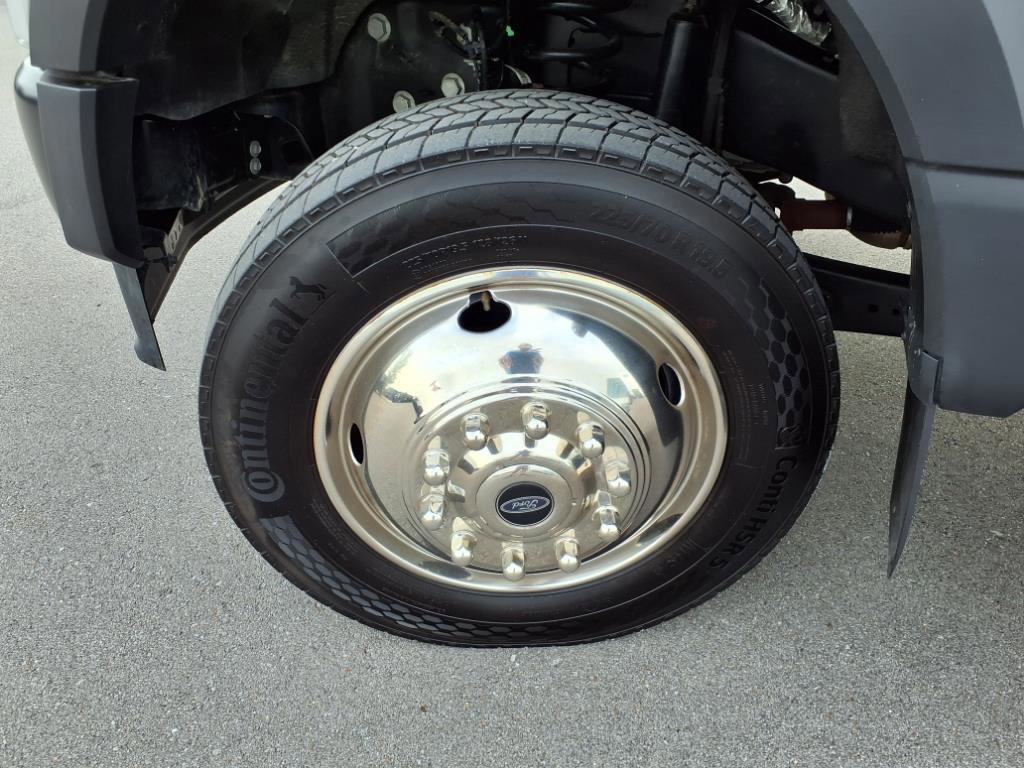 Certified 2025 Ford F550 4x4 Regular Cab Super Duty image 9