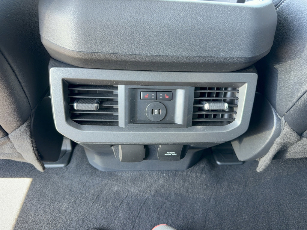 Certified 2023 Ford F250 Lariat w/ Lariat Ultimate Package image 35