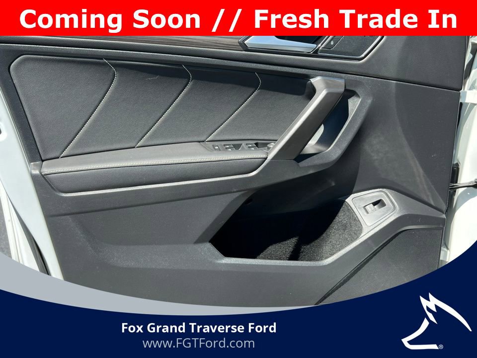 Used 2022 Volkswagen Tiguan SEL R-Line AWD/4WD image 14