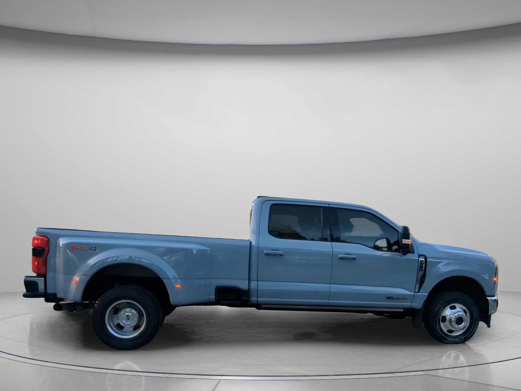 Certified 2024 Ford F350 Lariat w/ Lariat Ultimate Package AWD/4WD image 31