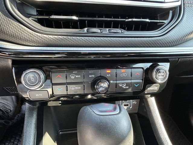 Used 2026 Jeep Compass Trailhawk AWD/4WD image 13