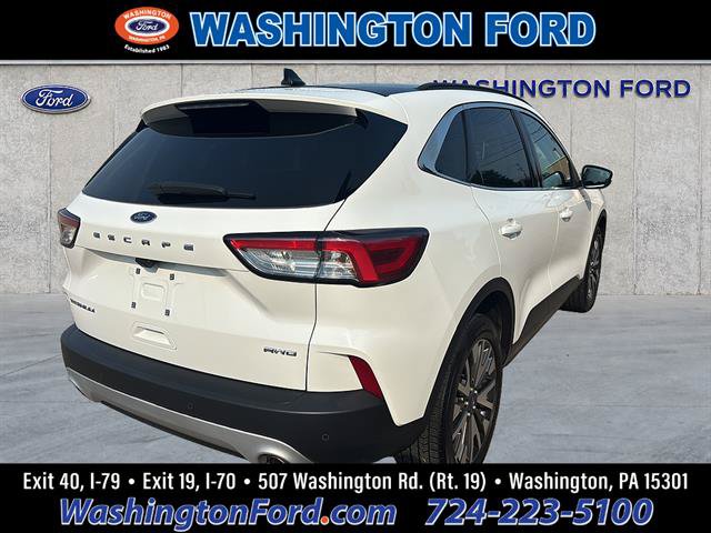 Certified 2022 Ford Escape Titanium AWD/4WD image 4