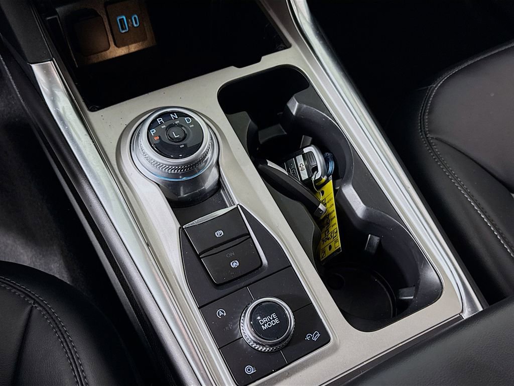 Certified 2023 Ford Explorer XLT w/ Equipment Group 202A image 20