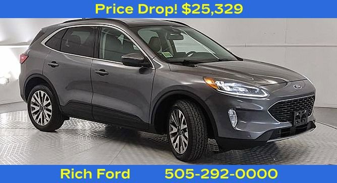 Certified 2022 Ford Escape Titanium w/ Class II Trailer Tow Package image 6