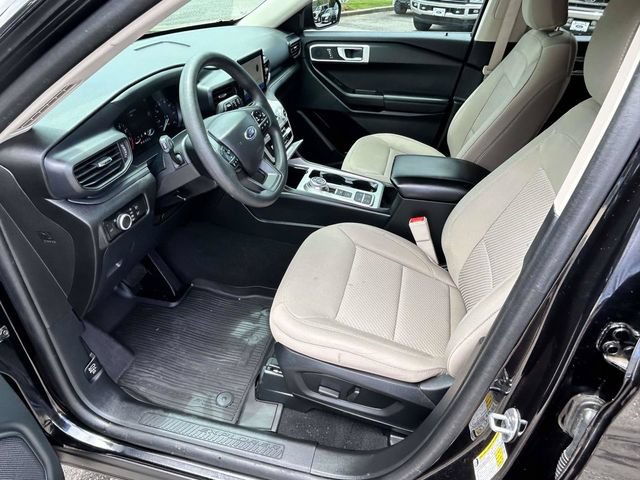 Certified 2024 Ford Explorer 2WD image 14
