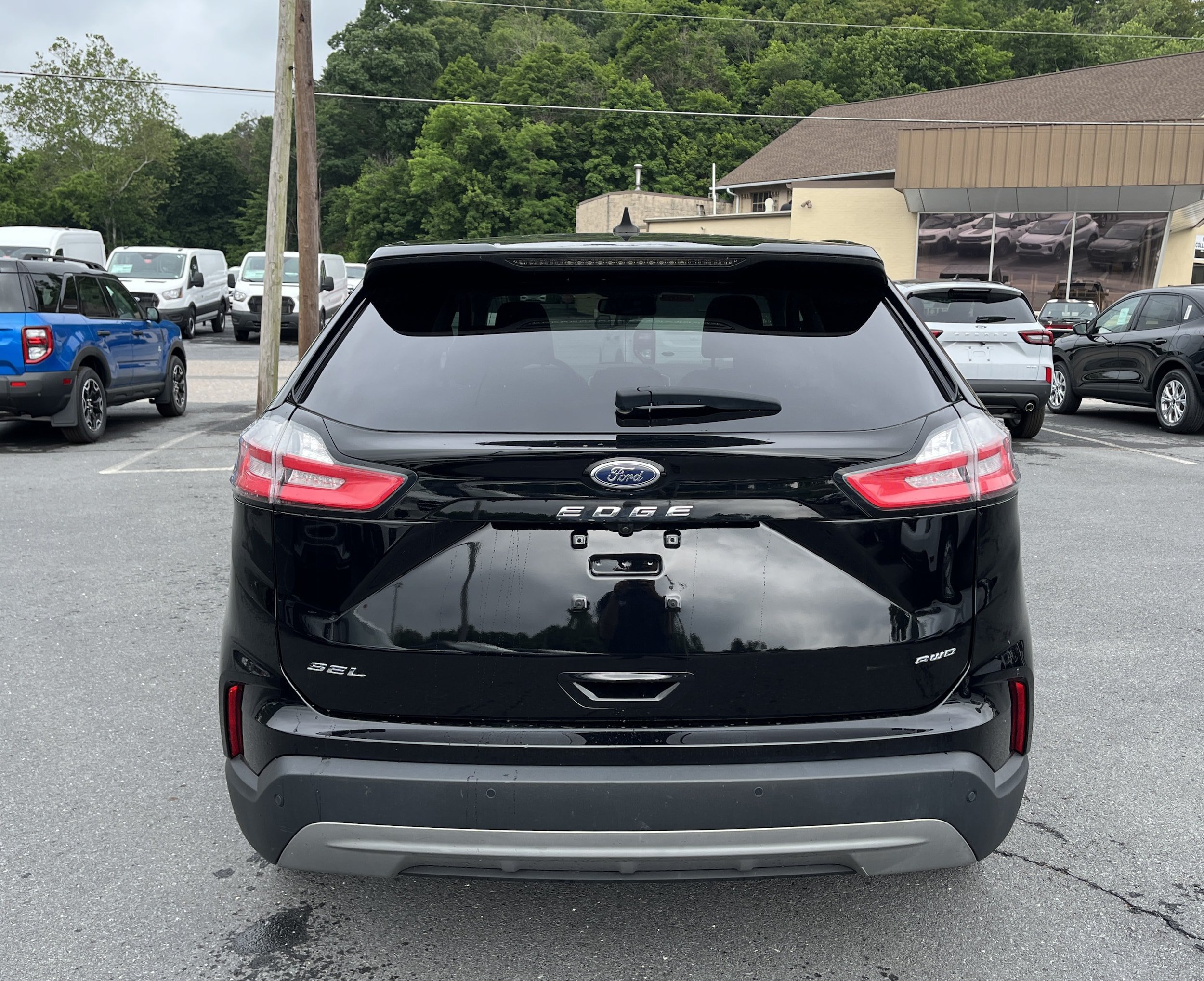 Certified 2023 Ford Edge SEL w/ Convenience Package AWD/4WD image 6