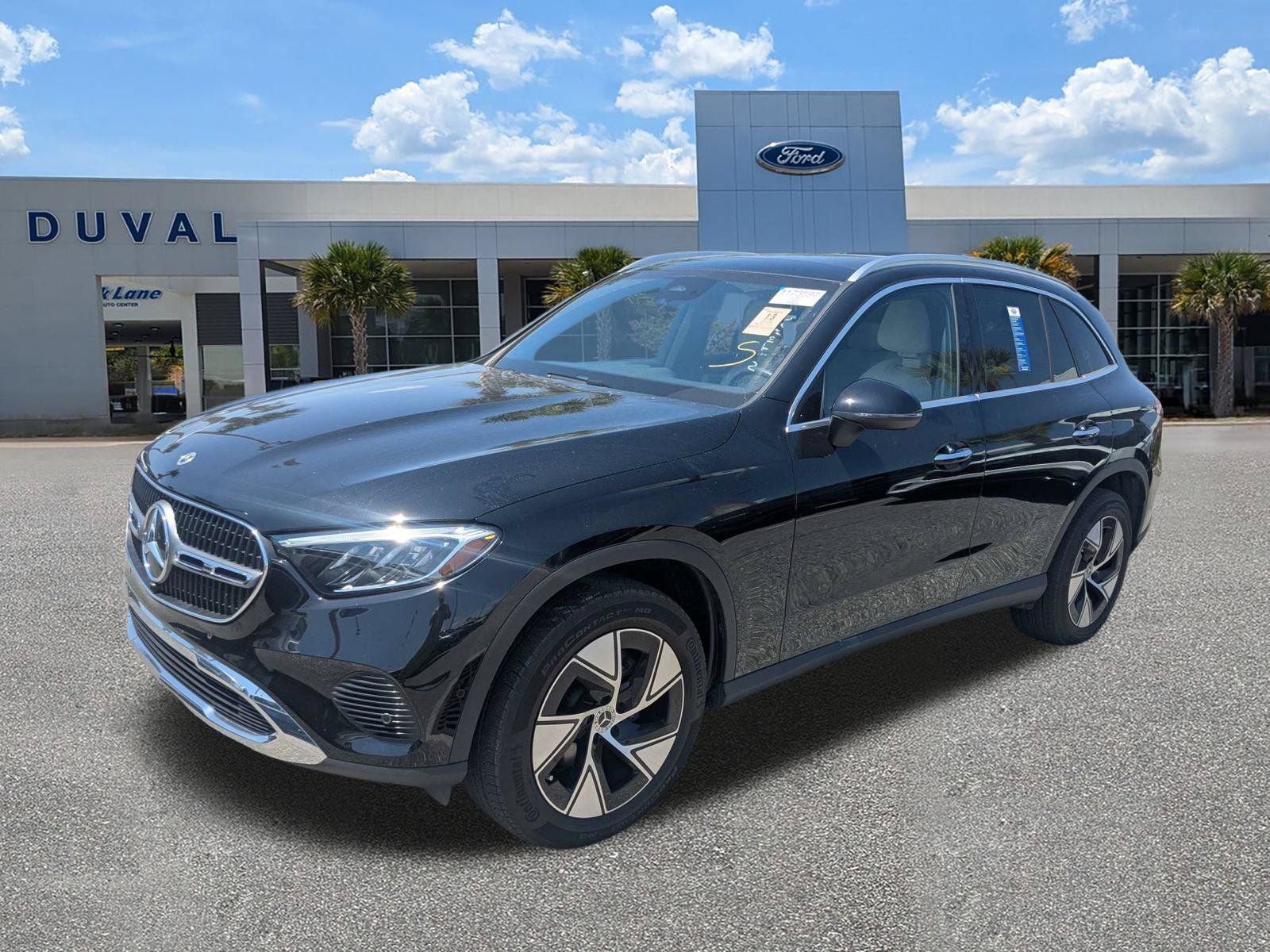 Used 2024 Mercedes-Benz GLC 300 4MATIC image 8