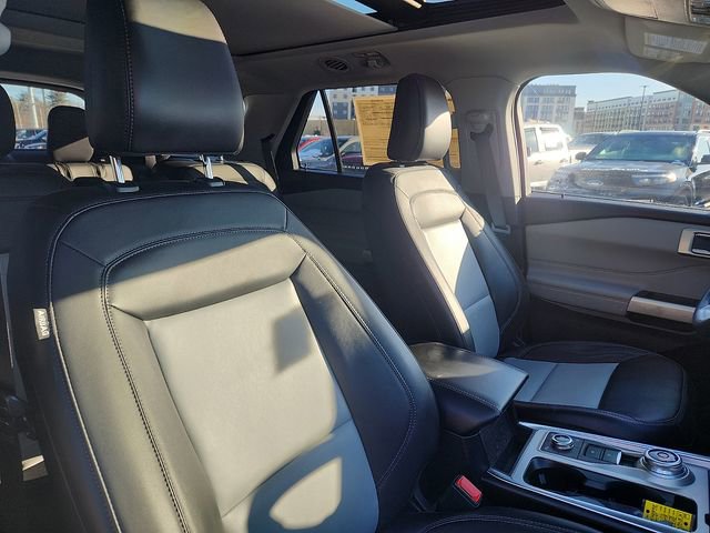 Certified 2023 Ford Explorer XLT w/ Equipment Group 202A image 34