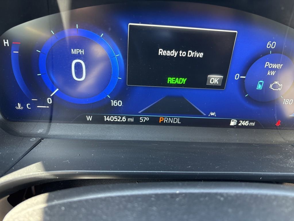 Certified 2022 Ford Escape SEL w/ Technology Package image 11