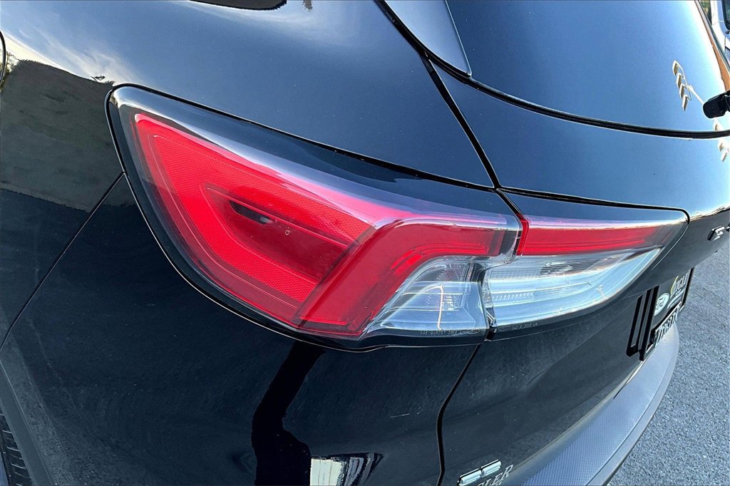 Certified 2022 Ford Escape SE w/ Convenience Package image 28