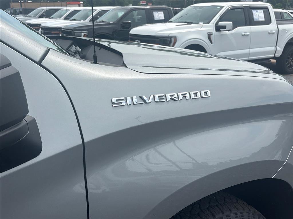 Used 2024 Chevrolet Silverado 1500 Custom AWD/4WD image 11