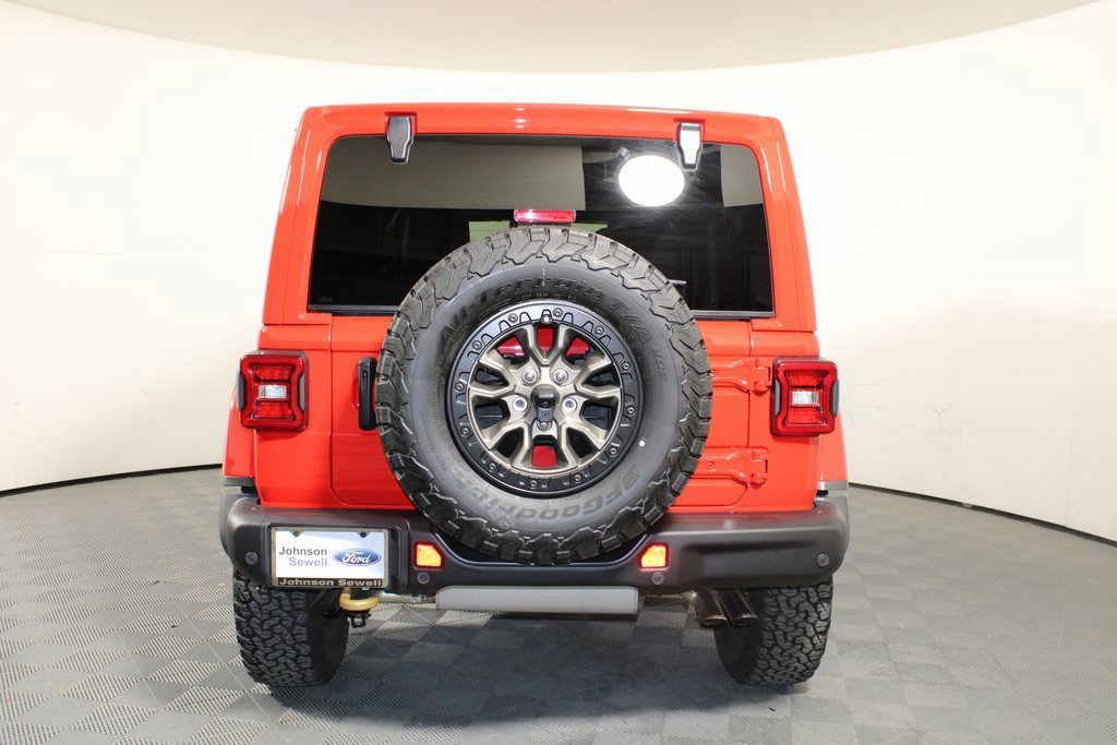 Used 2023 Jeep Wrangler Rubicon 392 image 3
