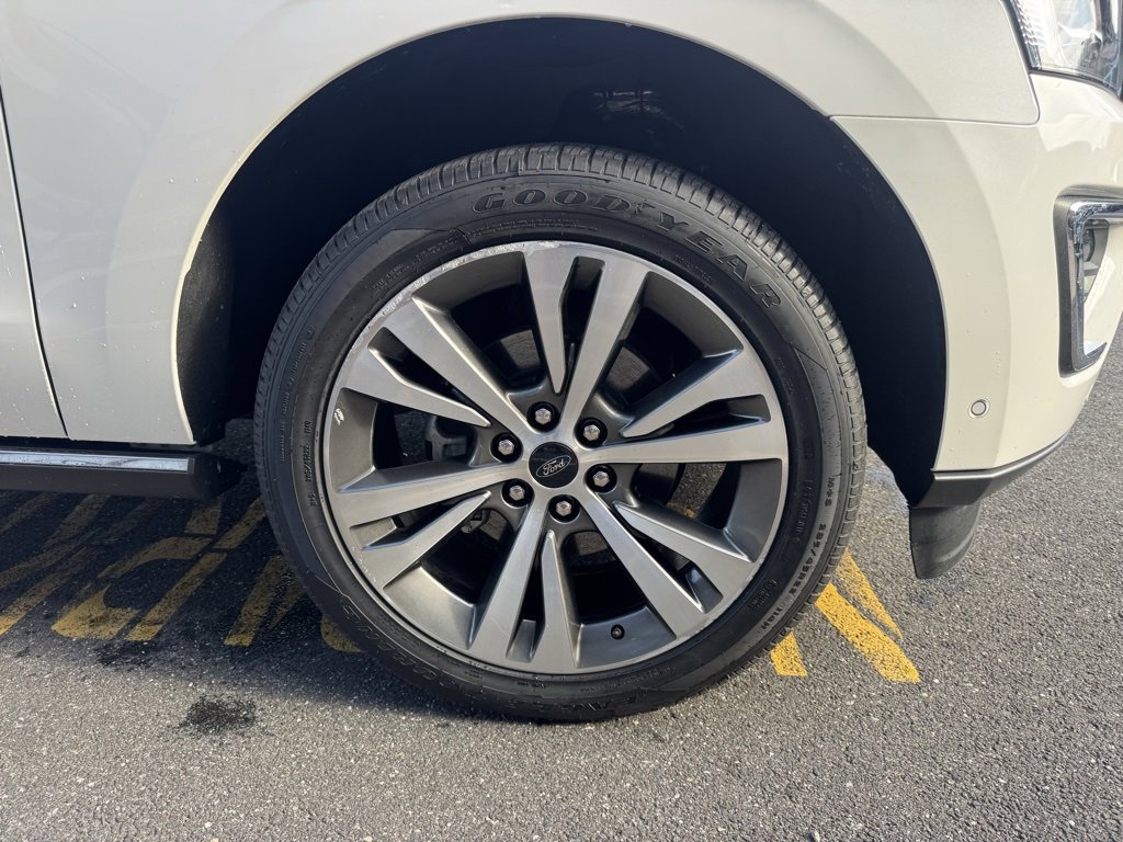Certified 2021 Ford Expedition Max Limited image 14