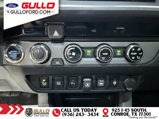 Used 2018 Toyota Tacoma TRD Off-Road w/ Technology Package AWD/4WD image 27