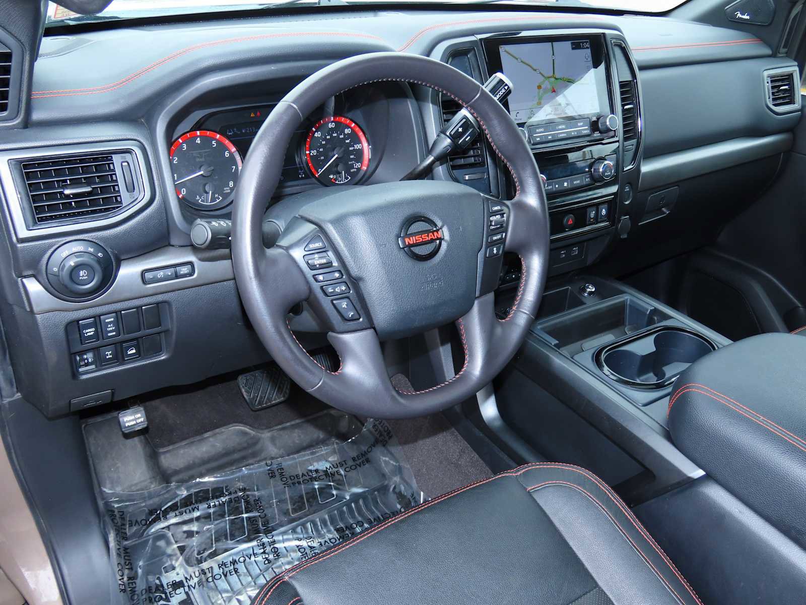 Used 2022 Nissan Titan PRO-4X w/ Pro-4x Convenience Package image 9