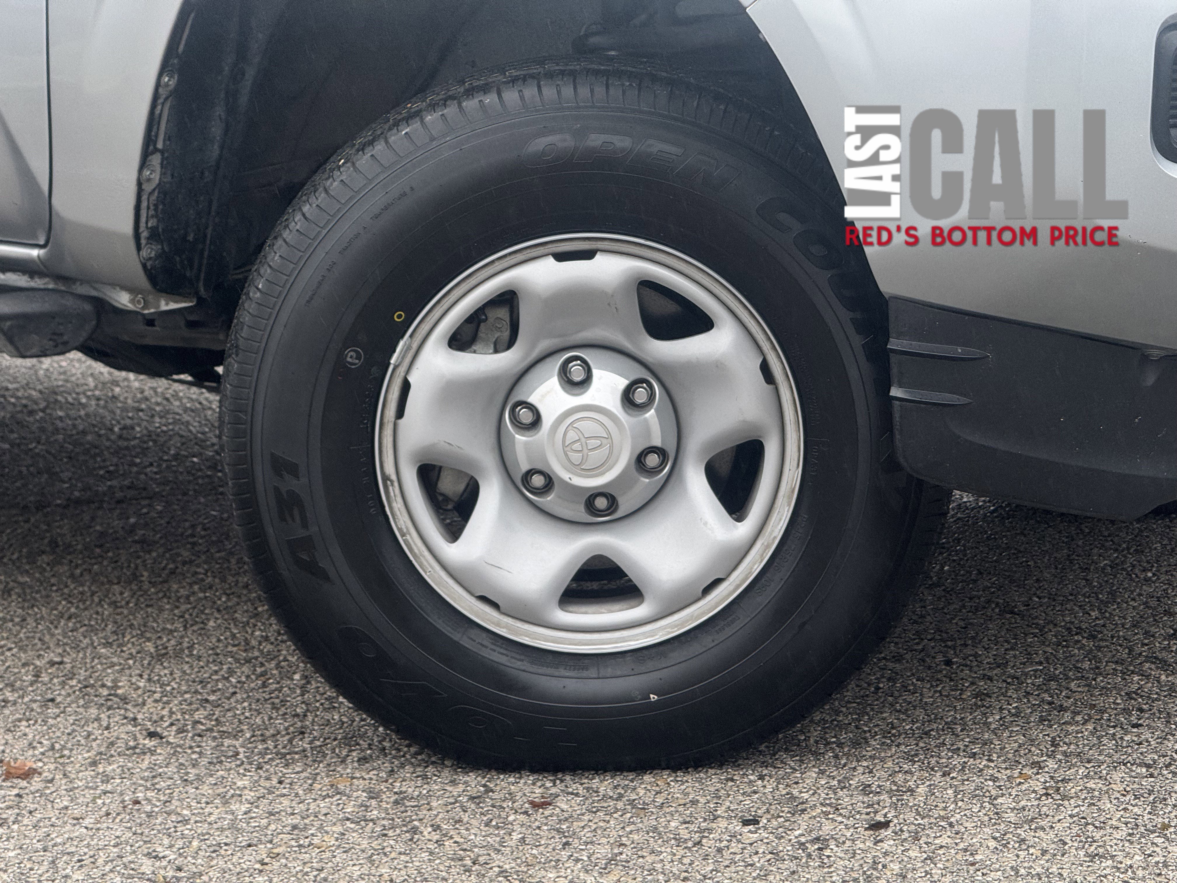 Used 2023 Toyota Tacoma SR image 7