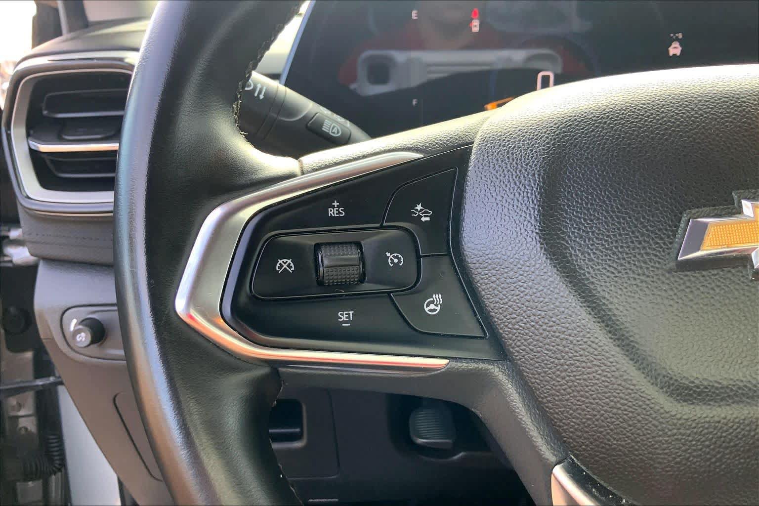 Used 2024 Chevrolet TrailBlazer LT w/ Convenience Package FWD image 24
