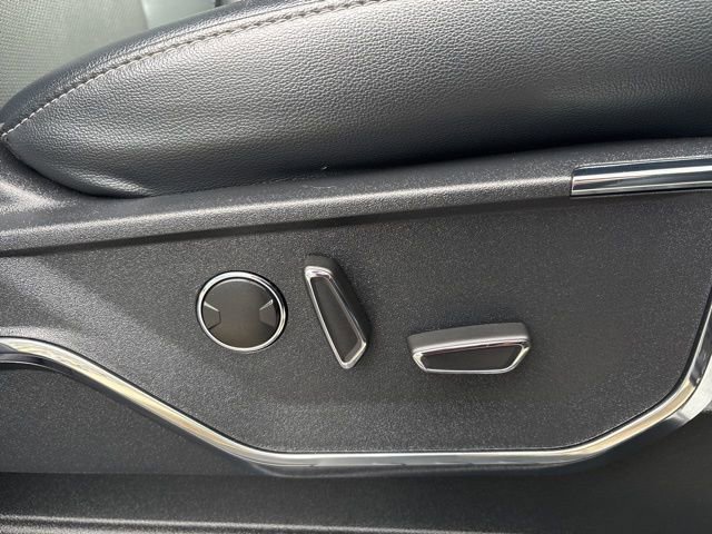 Certified 2023 Ford F150 Lariat w/ Equipment Group 502A High image 24