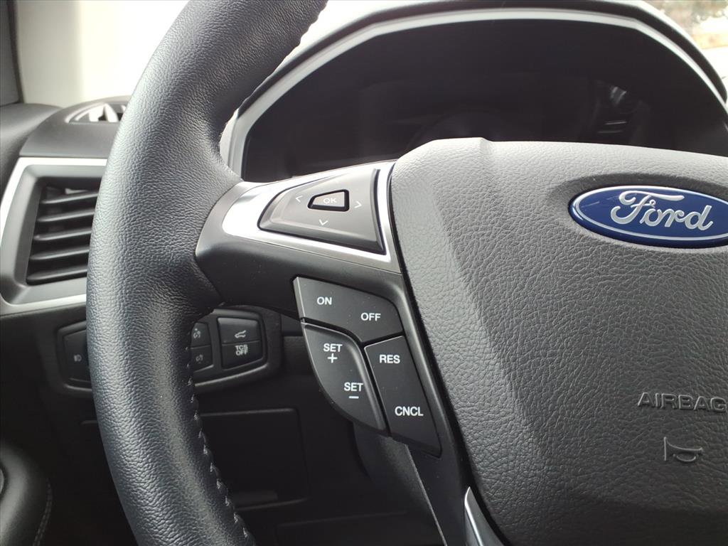 Certified 2022 Ford Edge SEL w/ Convenience Package image 16