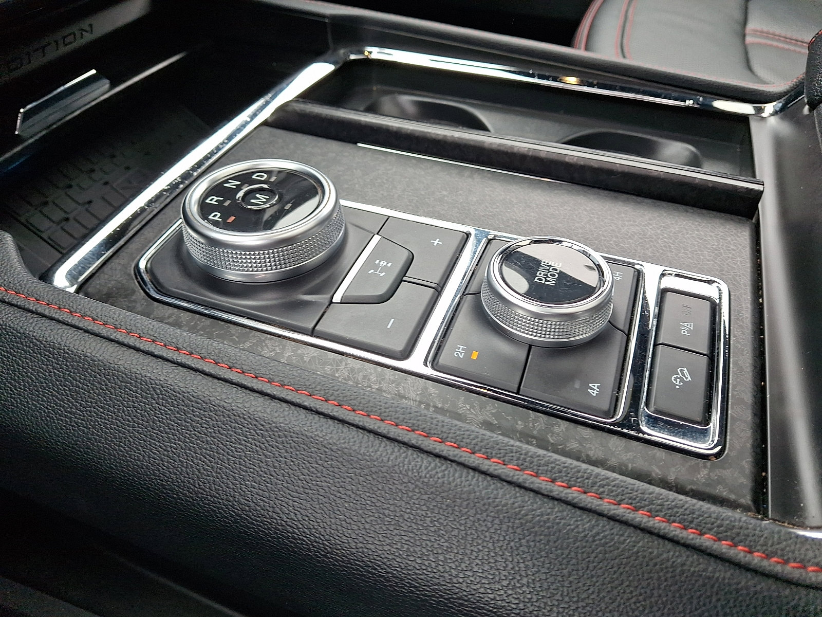 Certified 2024 Ford Expedition Limited image 22