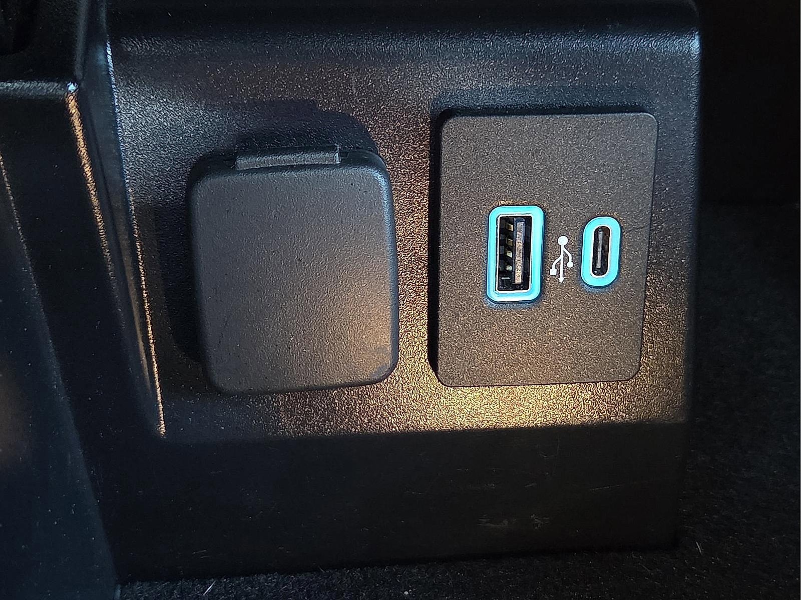 Certified 2022 Ford Explorer King Ranch w/ Class IV Trailer Tow Package image 19