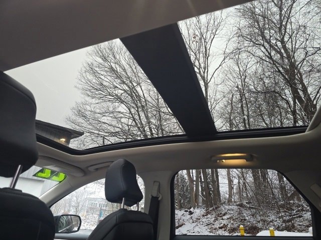 Certified 2022 Ford Edge SEL w/ Convenience Package image 14